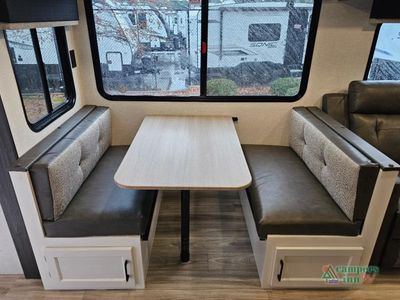 2026 Venture RV SportTrek - Photo 33