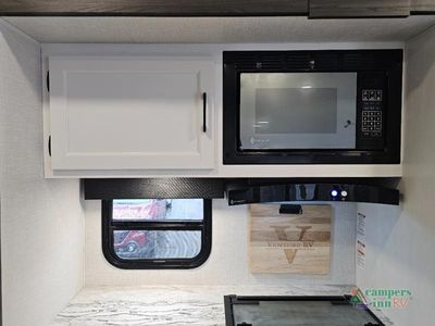 2026 Venture RV SportTrek - Photo 22