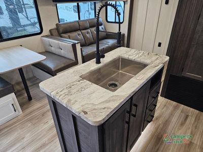 2026 Venture RV SportTrek - Photo 12