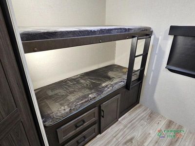 2026 Venture RV SportTrek - Photo 44