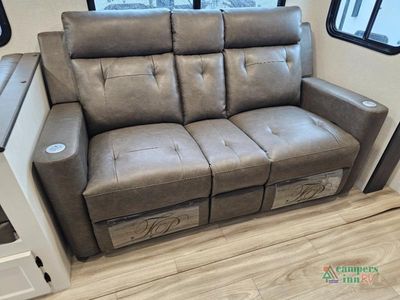 2026 Venture RV SportTrek - Photo 38