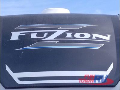 2025 Keystone RV Fuzion - Photo 3
