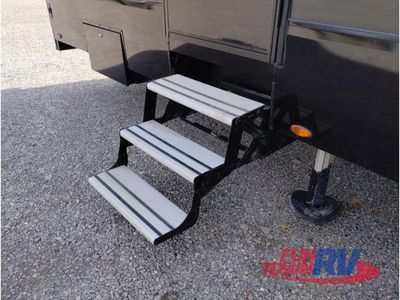 2025 Keystone RV Fuzion - Photo 12