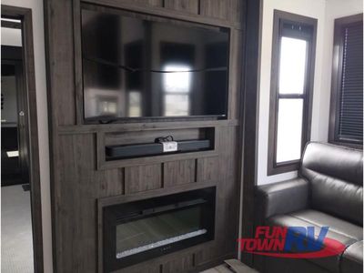 2025 Keystone RV Fuzion - Photo 29