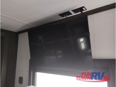 2025 Keystone RV Fuzion - Photo 48