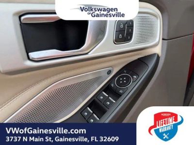 2020 Ford Explorer — photo 19 view