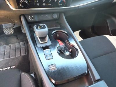2023 Nissan Rogue — photo 18 view