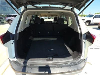 2023 Nissan Rogue — photo 26 view