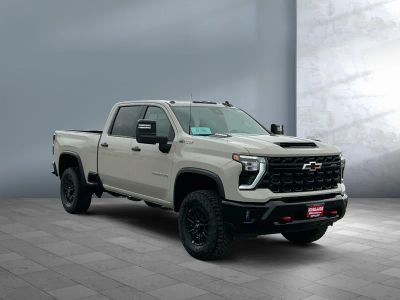 2026 Chevrolet Silverado 2500HD — photo 8 view