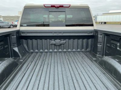 2026 Chevrolet Silverado 2500HD — photo 18 view