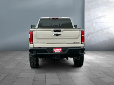 2026 Chevrolet Silverado 2500HD — detail view
