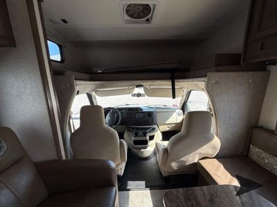 2019 Coachmen RV Freelander - Photo 10