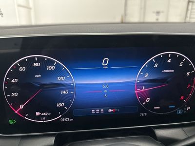 2026 Mercedes-Benz GLC — photo 13 view