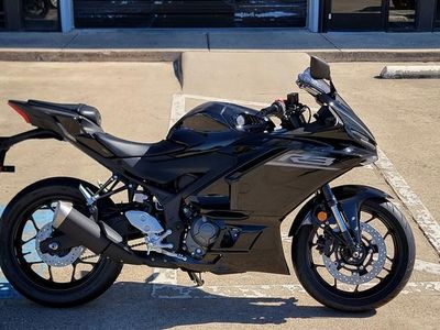 2026 Yamaha YZF-R3 - Photo 19