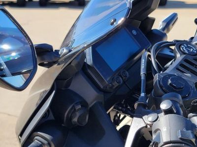 2026 Yamaha YZF-R3 - Photo 15