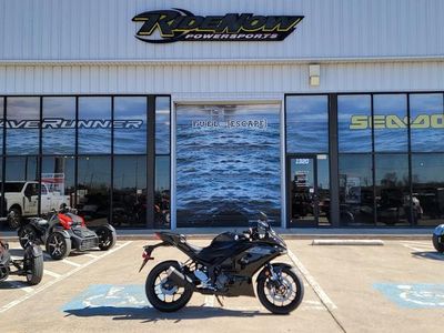 2026 Yamaha YZF-R3 - Photo 1