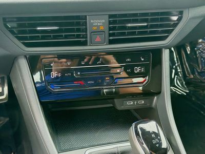 2026 Volkswagen Jetta - Photo 14