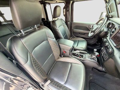 2021 Jeep Gladiator — photo 12 view