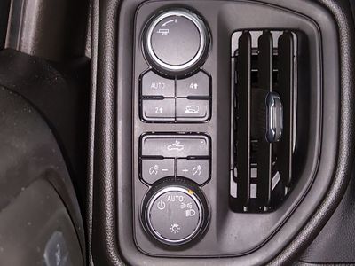 2023 Chevrolet Silverado 1500 - Photo 13