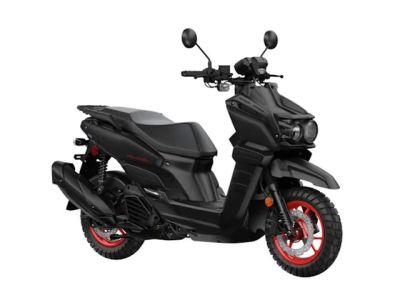 2025 Yamaha Zuma 125 — front three-quarter view
