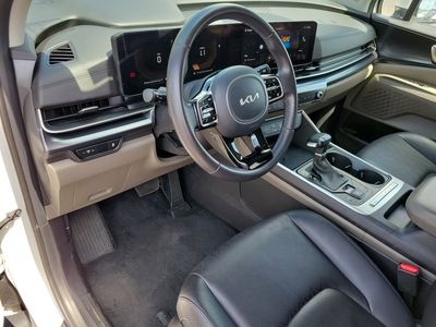 2025 Kia Carnival - Photo 3