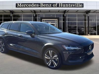 2025 Volvo V60 Cross Country B5 Plus AWD — front three-quarter view