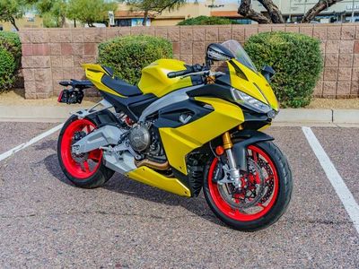 2024 Aprilia RS 660 Acid Gold - Photo 2