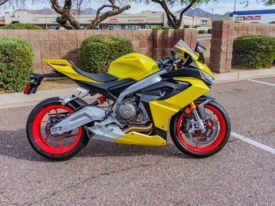 2024 Aprilia RS 660 Acid Gold - Photo 3