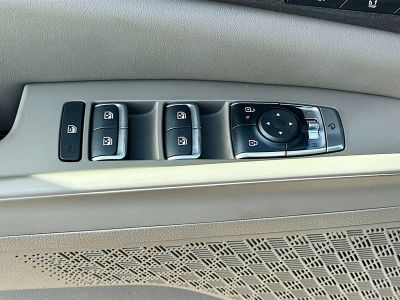 2026 Kia Carnival Hybrid — photo 18 view