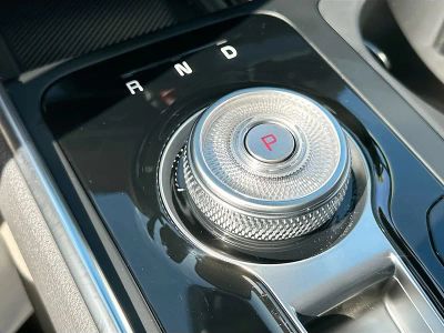 2026 Kia Carnival Hybrid — photo 17 view