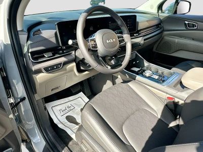 2026 Kia Carnival Hybrid — photo 9 view
