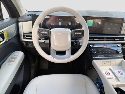 2026 Hyundai SANTA FE HYBRID — photo 18 view