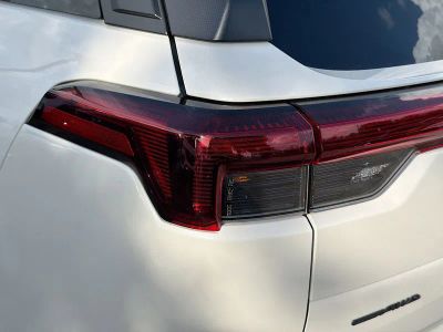 2026 Subaru Outback — photo 10 view