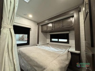 2025 Entegra Coach Odyssey SE - Photo 32