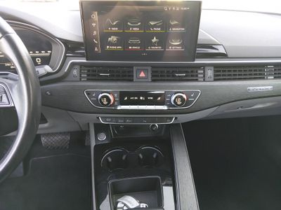 2022 Audi A4 Sedan - Photo 19