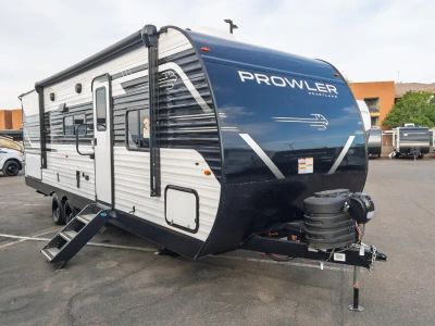 2026 Jayco PROWLER — front three-quarter view