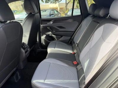 2026 Volkswagen Tiguan — photo 7 view