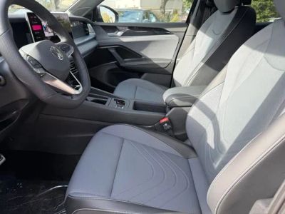 2026 Volkswagen Tiguan — photo 14 view