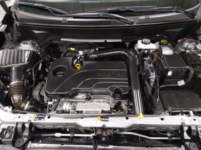 2024 Chevrolet Equinox — photo 9 view