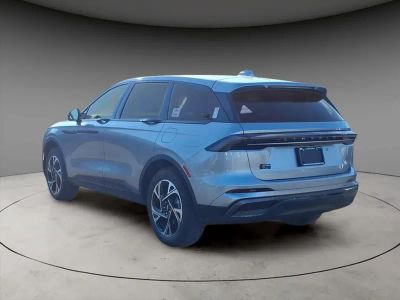 2026 Lincoln Nautilus — rear three-quarter view