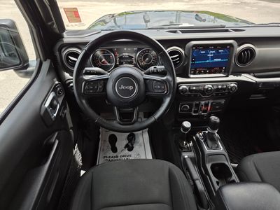 2021 Jeep Wrangler - Photo 20