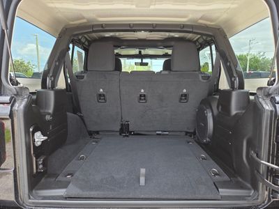 2021 Jeep Wrangler - Photo 15
