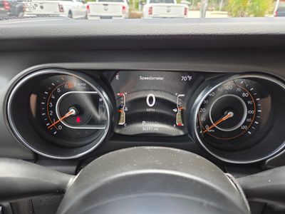 2021 Jeep Wrangler - Photo 29