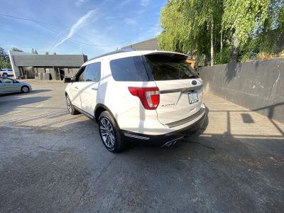 2018 Ford Explorer — interior view