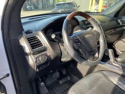 2018 Ford Explorer — side profile view