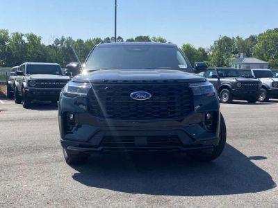 2026 Ford Explorer — photo 8 view