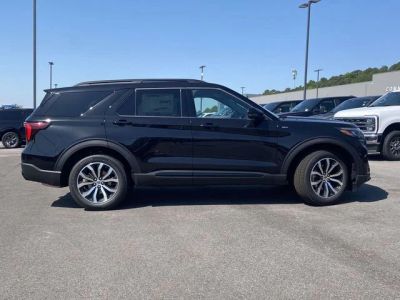 2026 Ford Explorer — side profile view