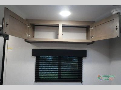 2027 Jayco Jay Flight SLX — photo 16 view