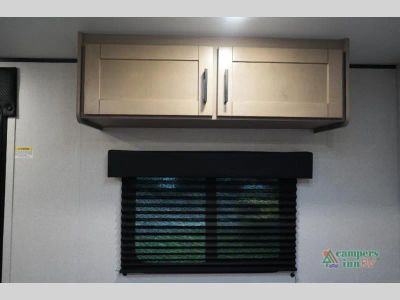 2027 Jayco Jay Flight SLX — photo 15 view