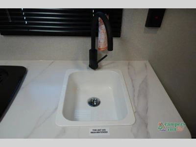 2027 Jayco Jay Flight SLX — photo 25 view
